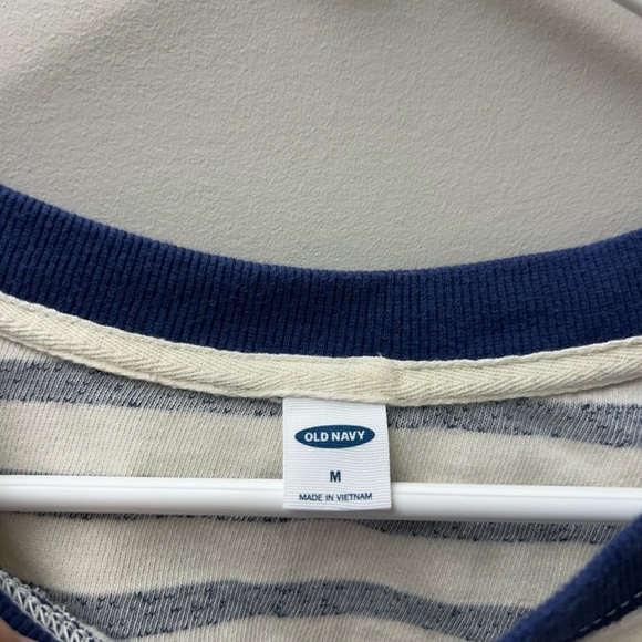 Old Navy Blue & White Striped Crop Top - Picture 4 of 5